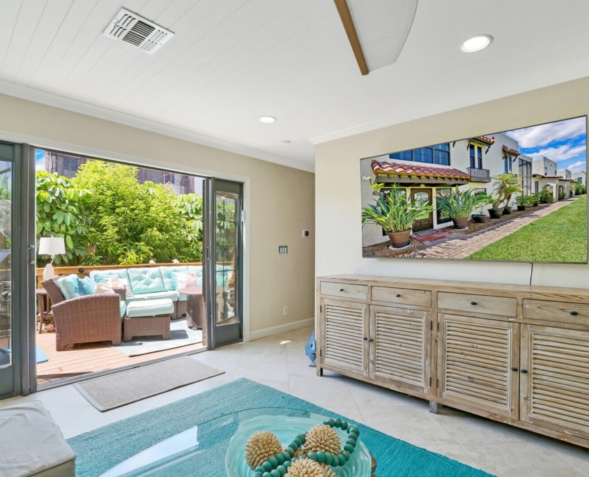 20251029204041418991000000-o