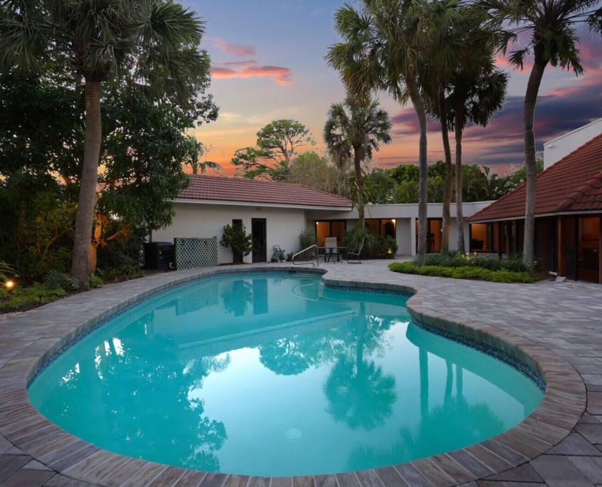 20251114224121478493000000-o