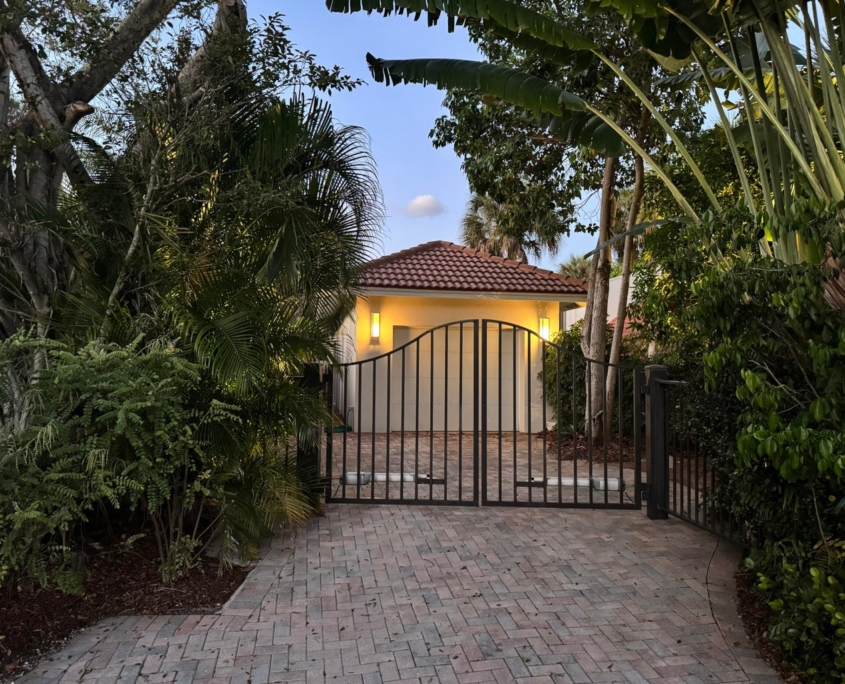 20251119182548879079000000-o